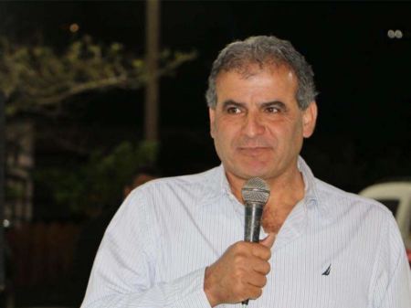 أوساط يمينية عنصرية تطالب بإقالة رئيس بلدية عرابة وتقديمه للمحاكمة